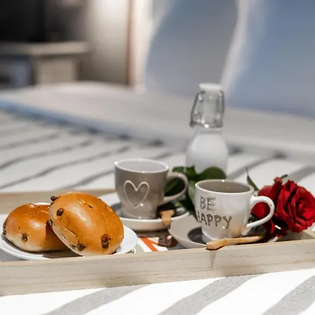 Apartment Casa Del Sole - Treno A 10min - Free Parking