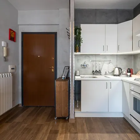 Casa Del Sole - Treno A 10min - Free Parking Apartment Rome