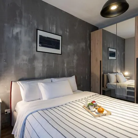 Apartment Casa Del Sole - Treno A 10min - Free Parking *