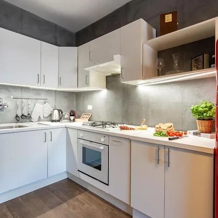 Apartment Casa Del Sole - Treno A 10min - Free Parking *